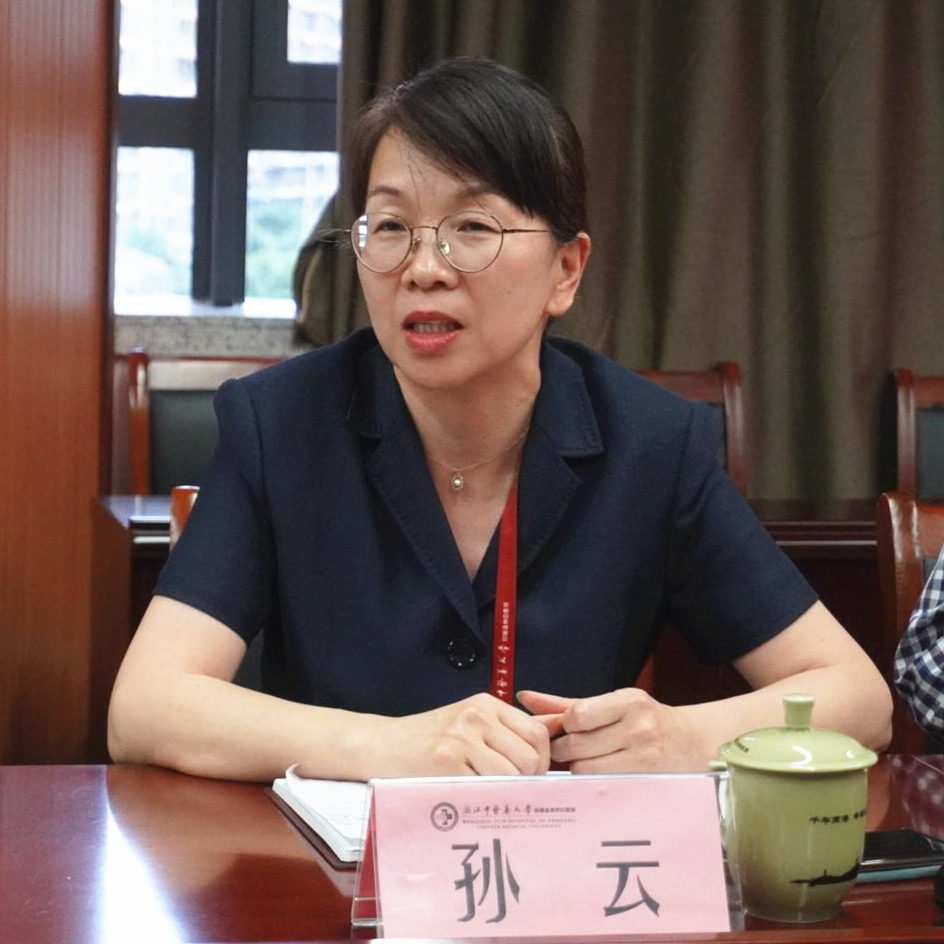 孙云_副本.jpg