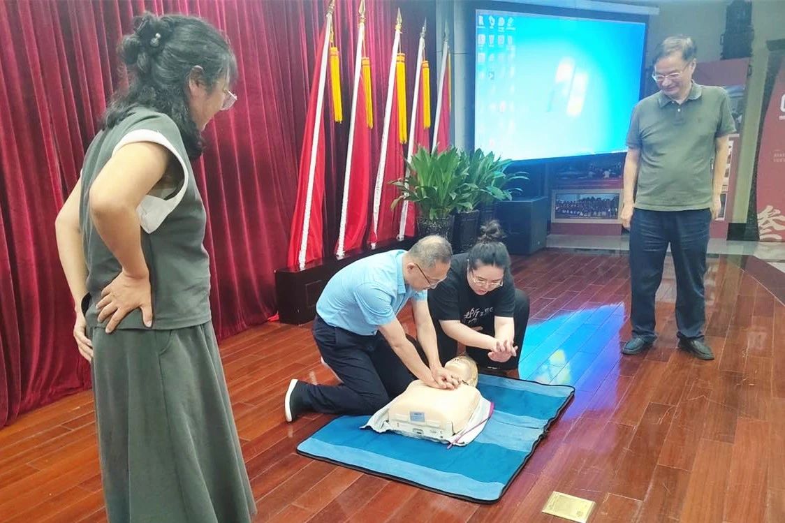 4a1d816e1543729f3a70e6195825a2cd.jpg 4a1d816e1543729f3a70e6195825a2cd.jpg