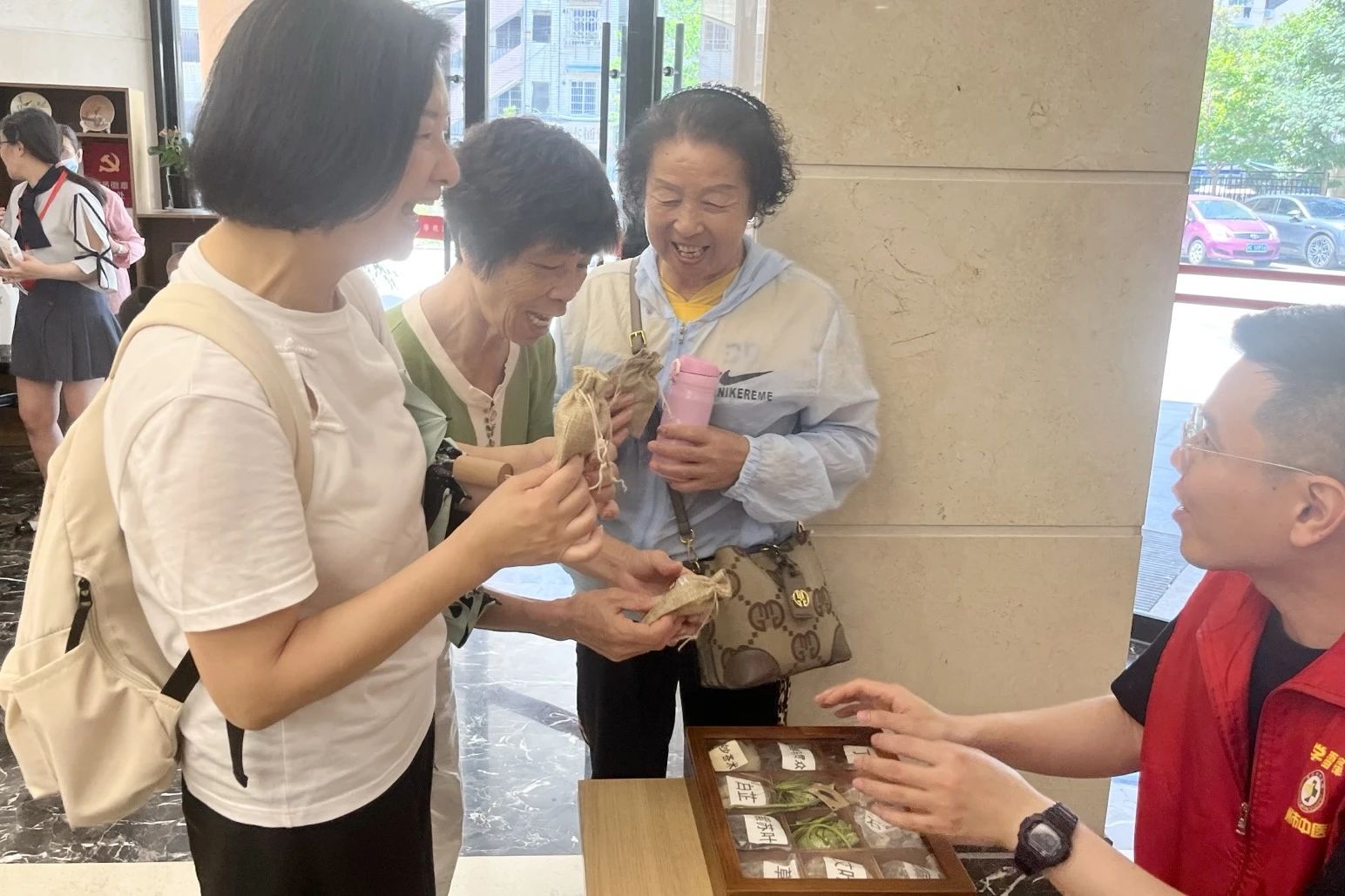 26ab3d2d70efc0b7b11c25507ca123a5.jpg 26ab3d2d70efc0b7b11c25507ca123a5.jpg