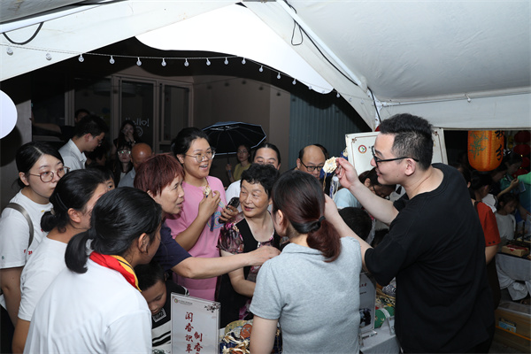 L43A5444.jpg L43A5444.jpg